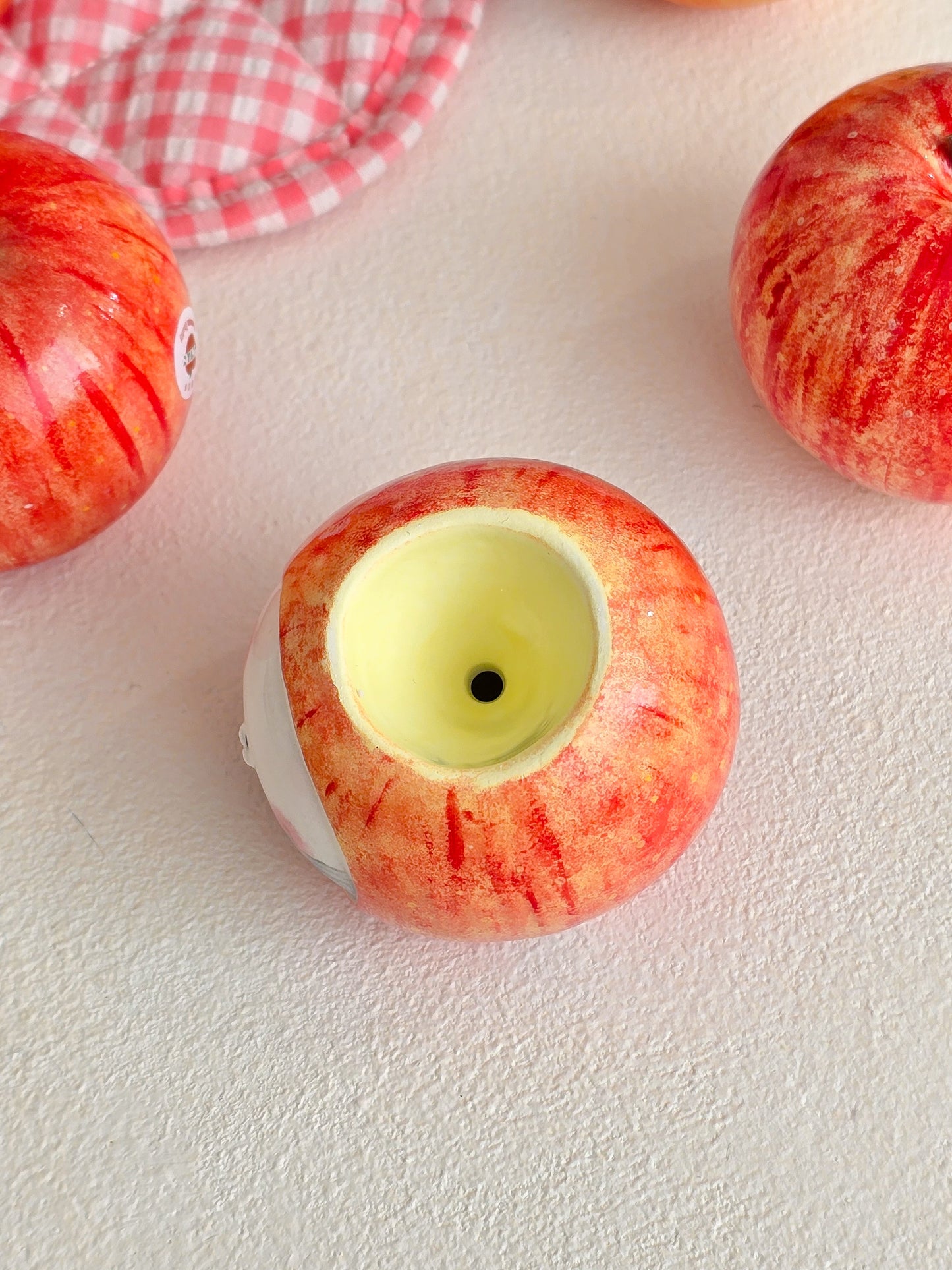 Apple nekochan Salt & Pepper shaker Mimi