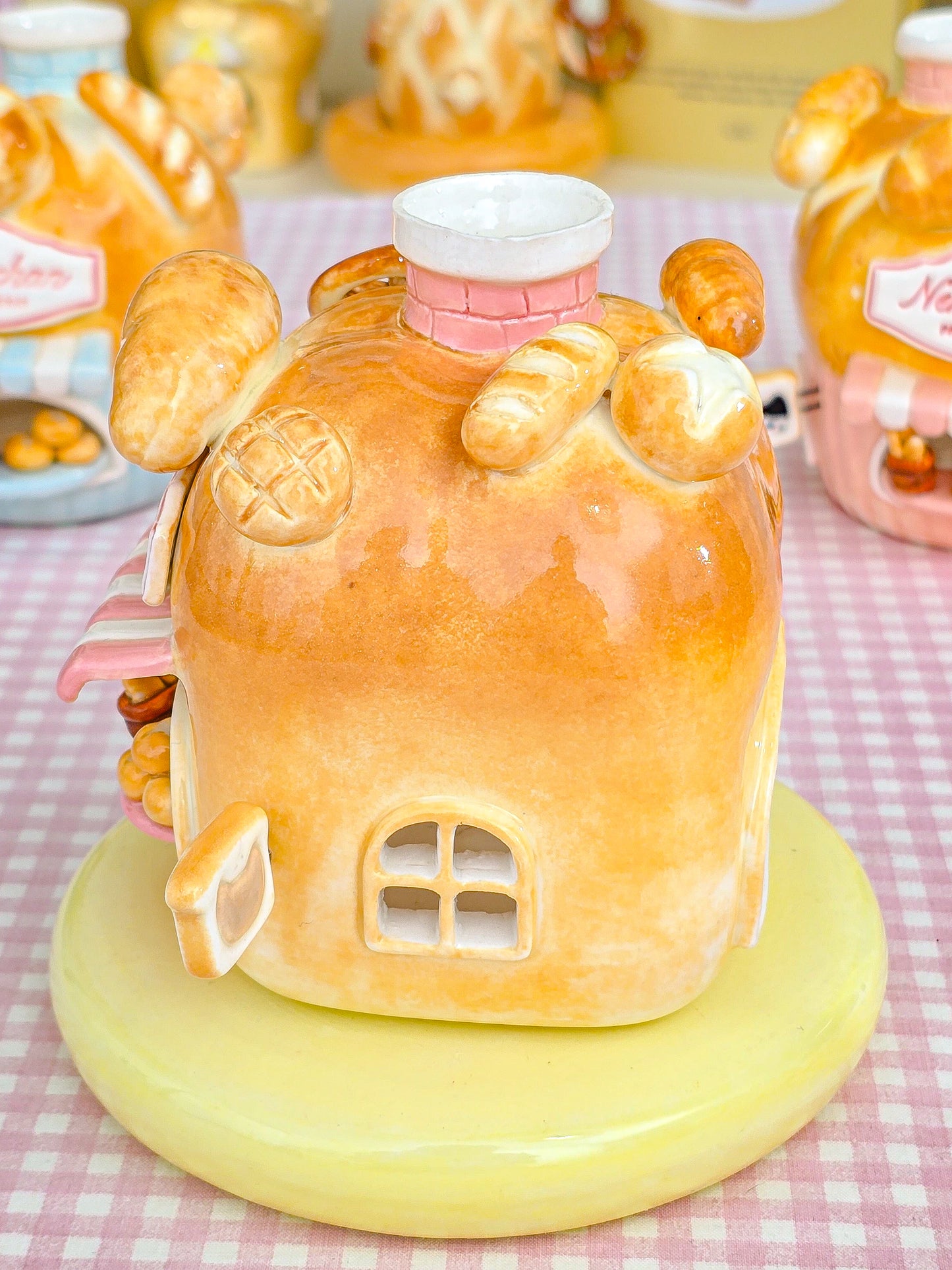 Nekochan bakery candle holder - loaf