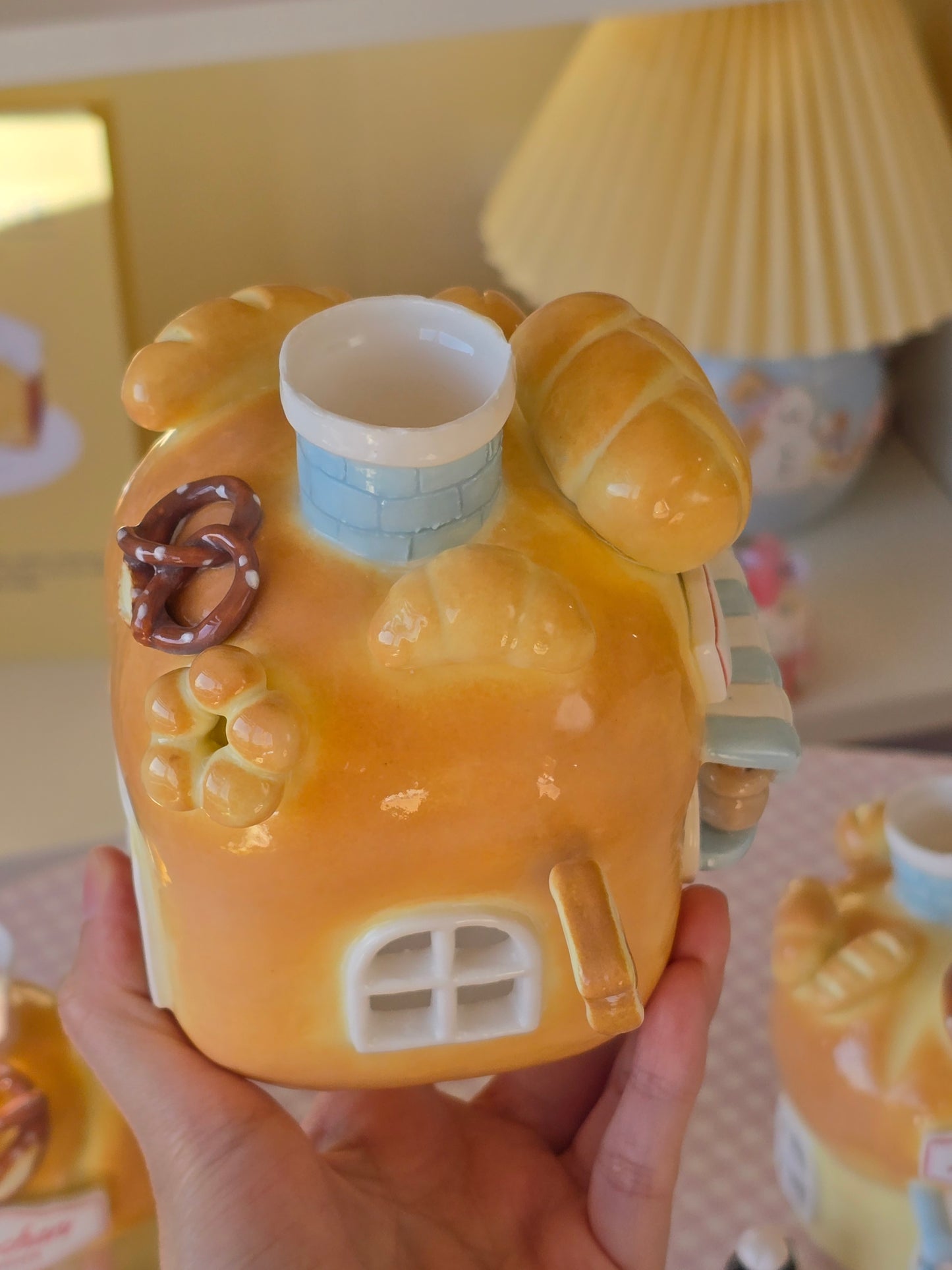 Nekochan bakery candle holder - Loaf