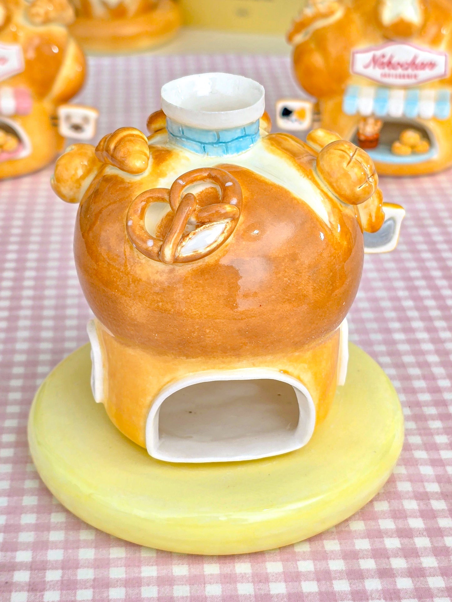 Nekochan bakery candle holder - Boule bread