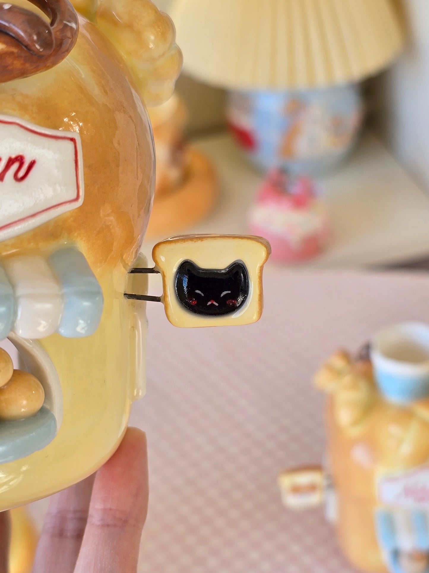 Nekochan bakery candle holder - Boule bread