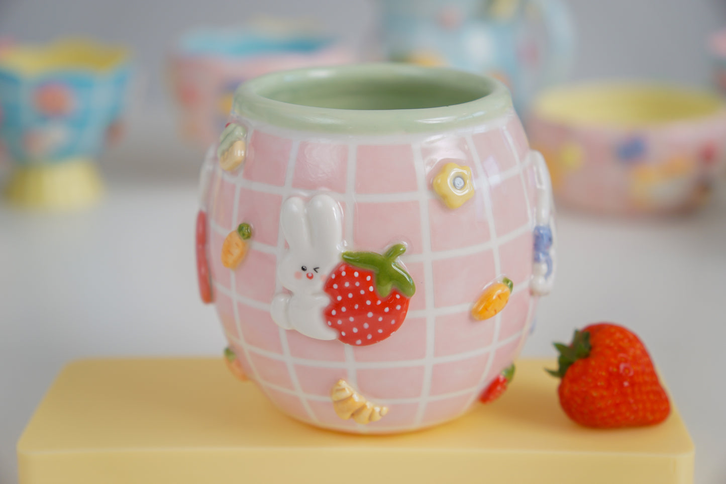 Pompom the bunny vase