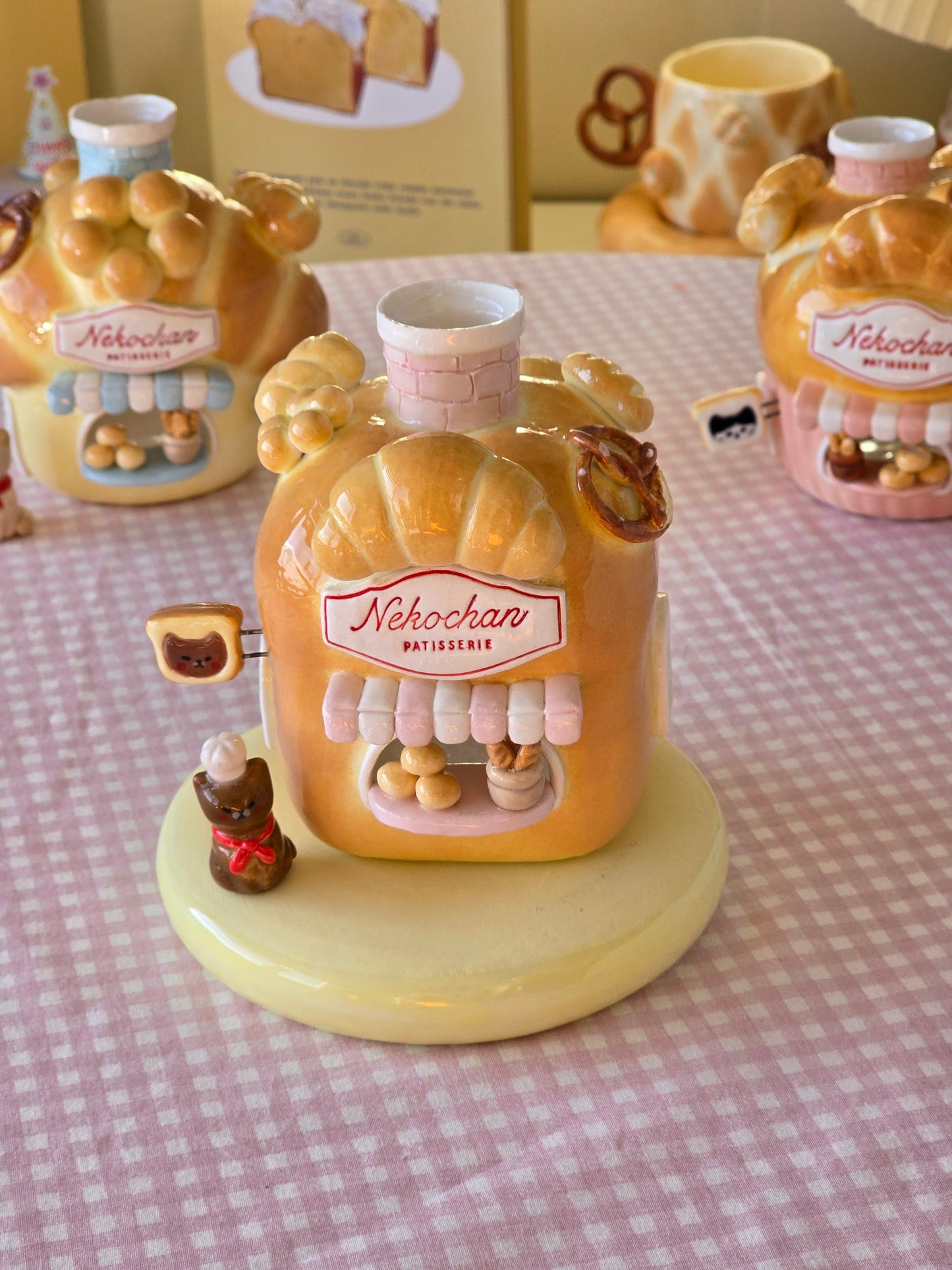 Nekochan bakery candle holder - Loaf