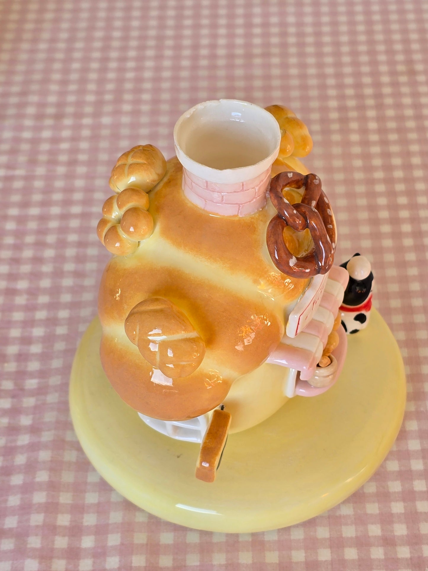 Nekochan bakery candle holder - Croissant