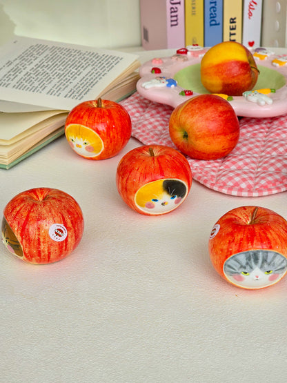 Salt and pepper shaker apple nekochan Fuku