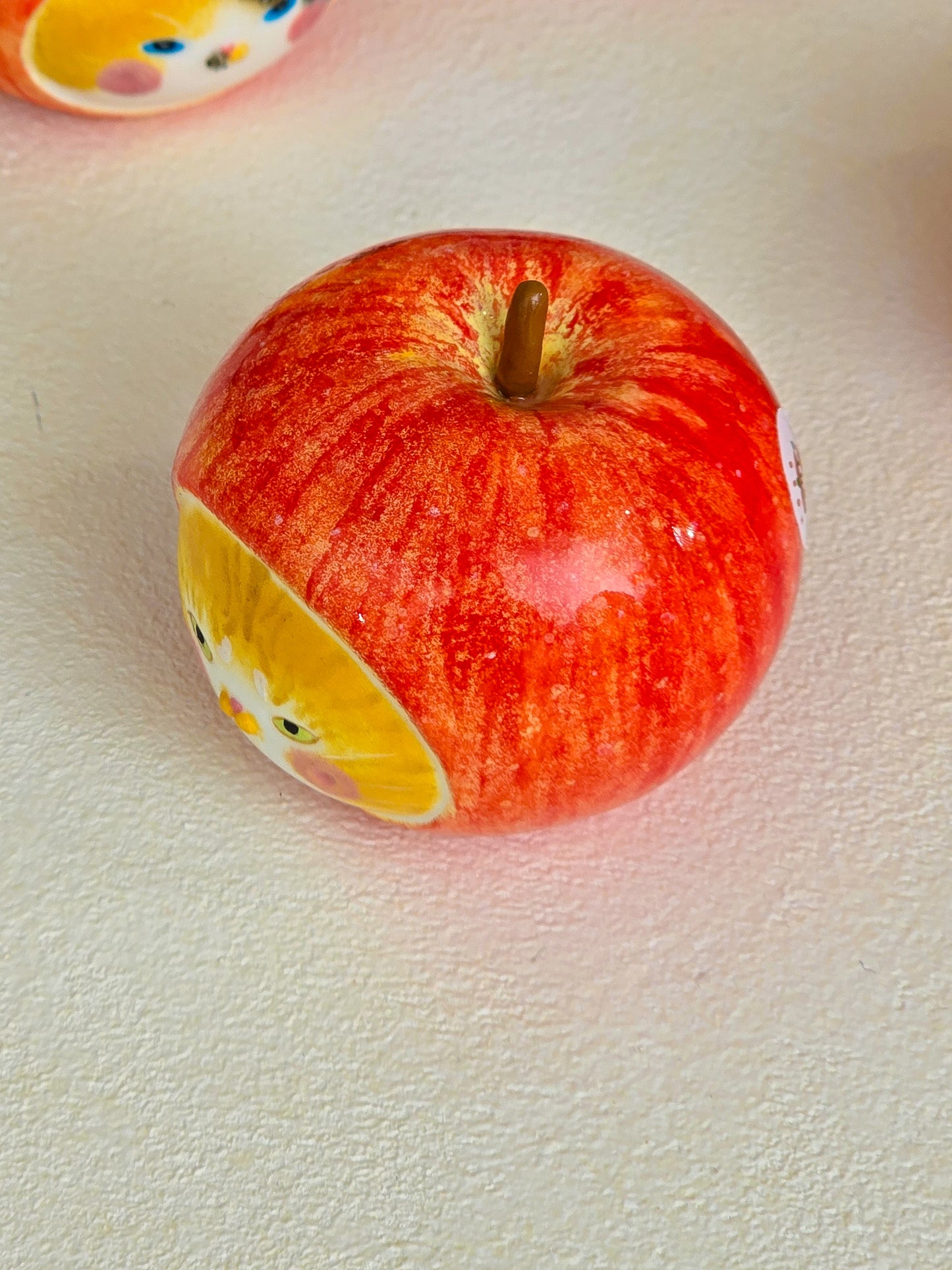 Apple nekochan Salt & Pepper shaker Mimi