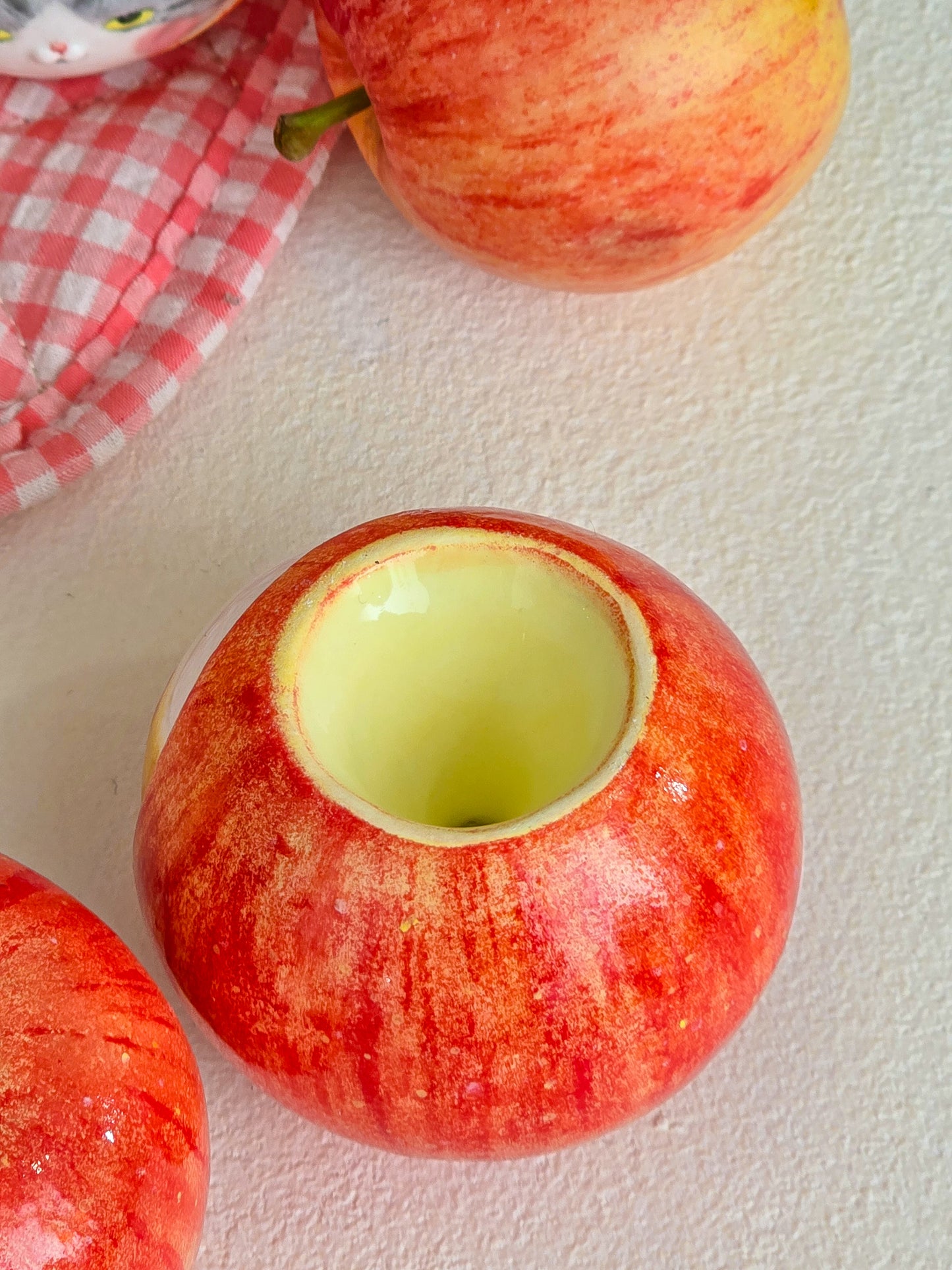 Salt and pepper shaker apple nekochan Kento