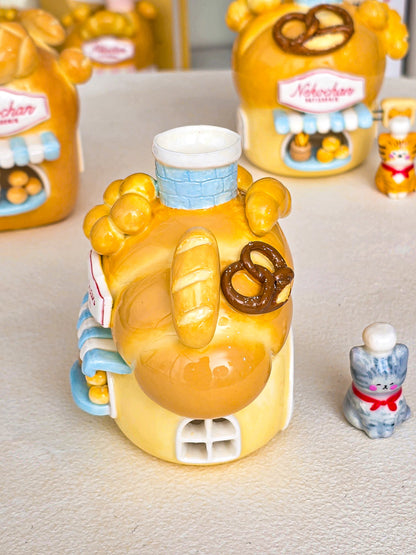Nekochan bakery candle holder - Croissant