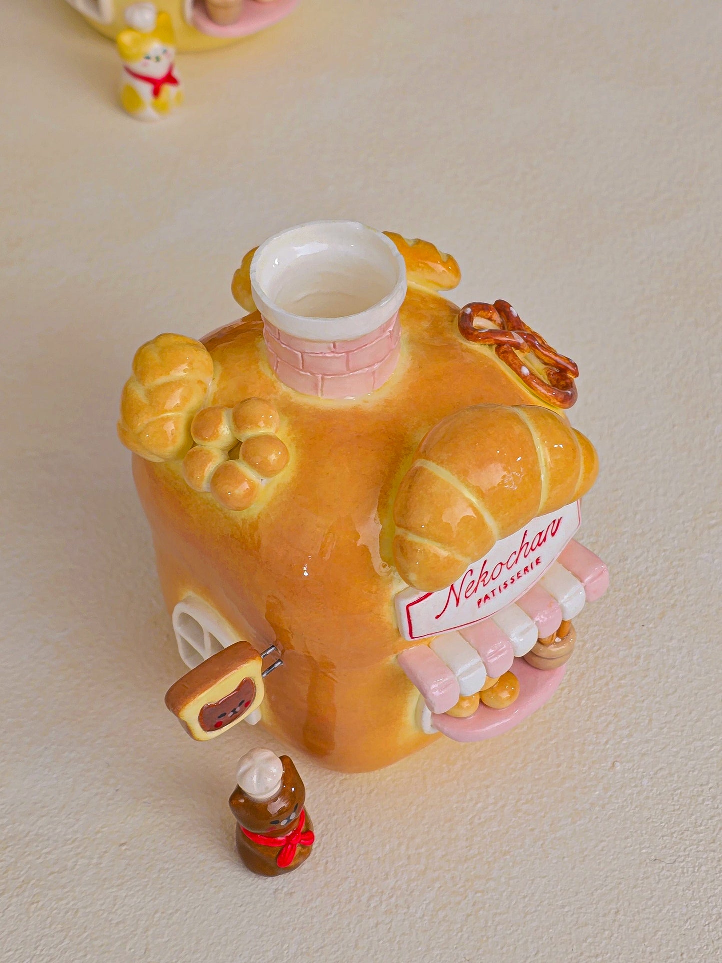 Nekochan bakery candle holder - Loaf