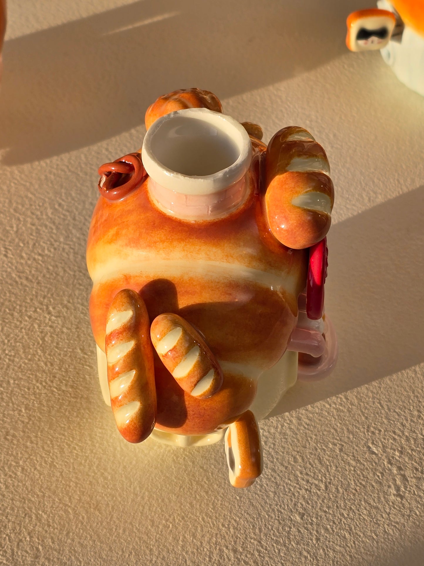 Nekochan bakery candle holder - Pink Croissant