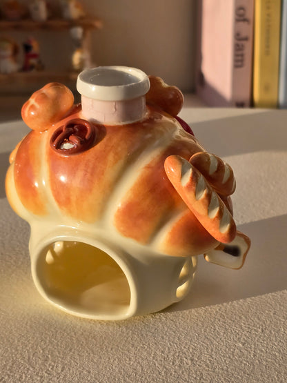 Nekochan bakery candle holder - Pink Croissant