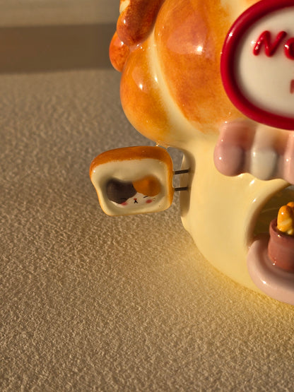 Nekochan bakery candle holder - Pink Croissant