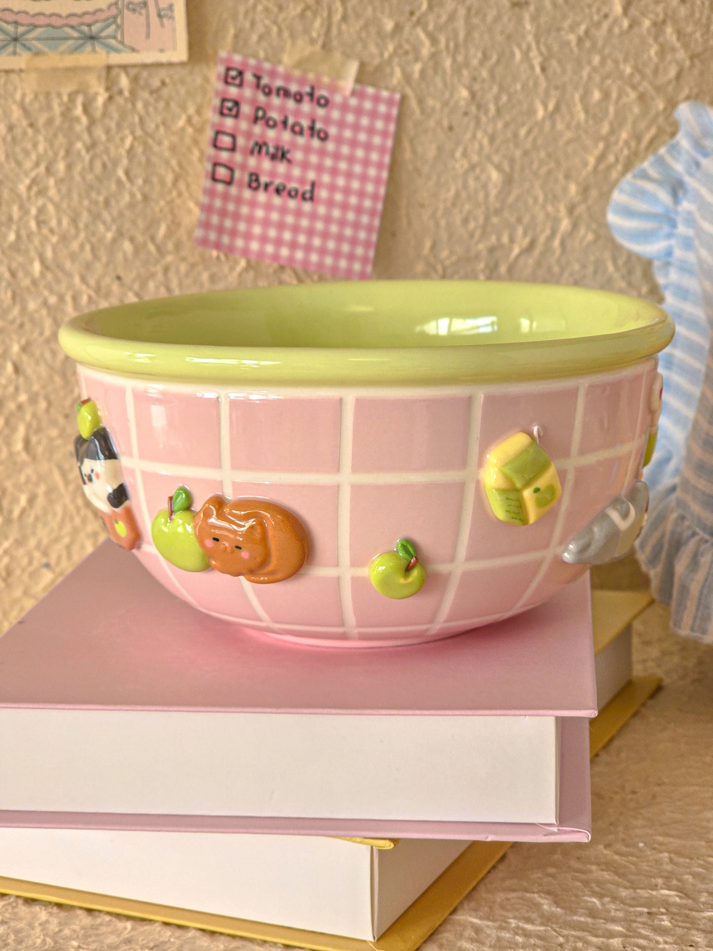 Apple Nekochan breakfast bowl