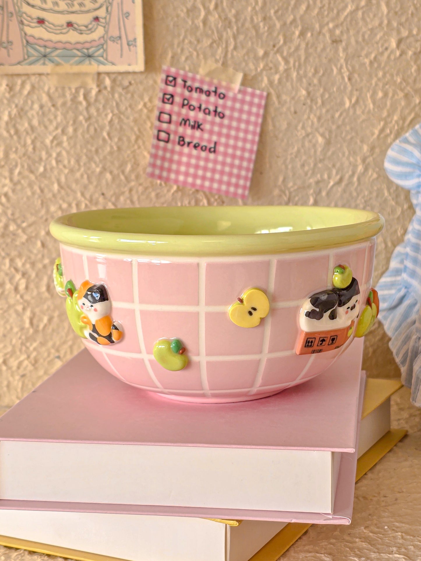 Apple Nekochan breakfast bowl