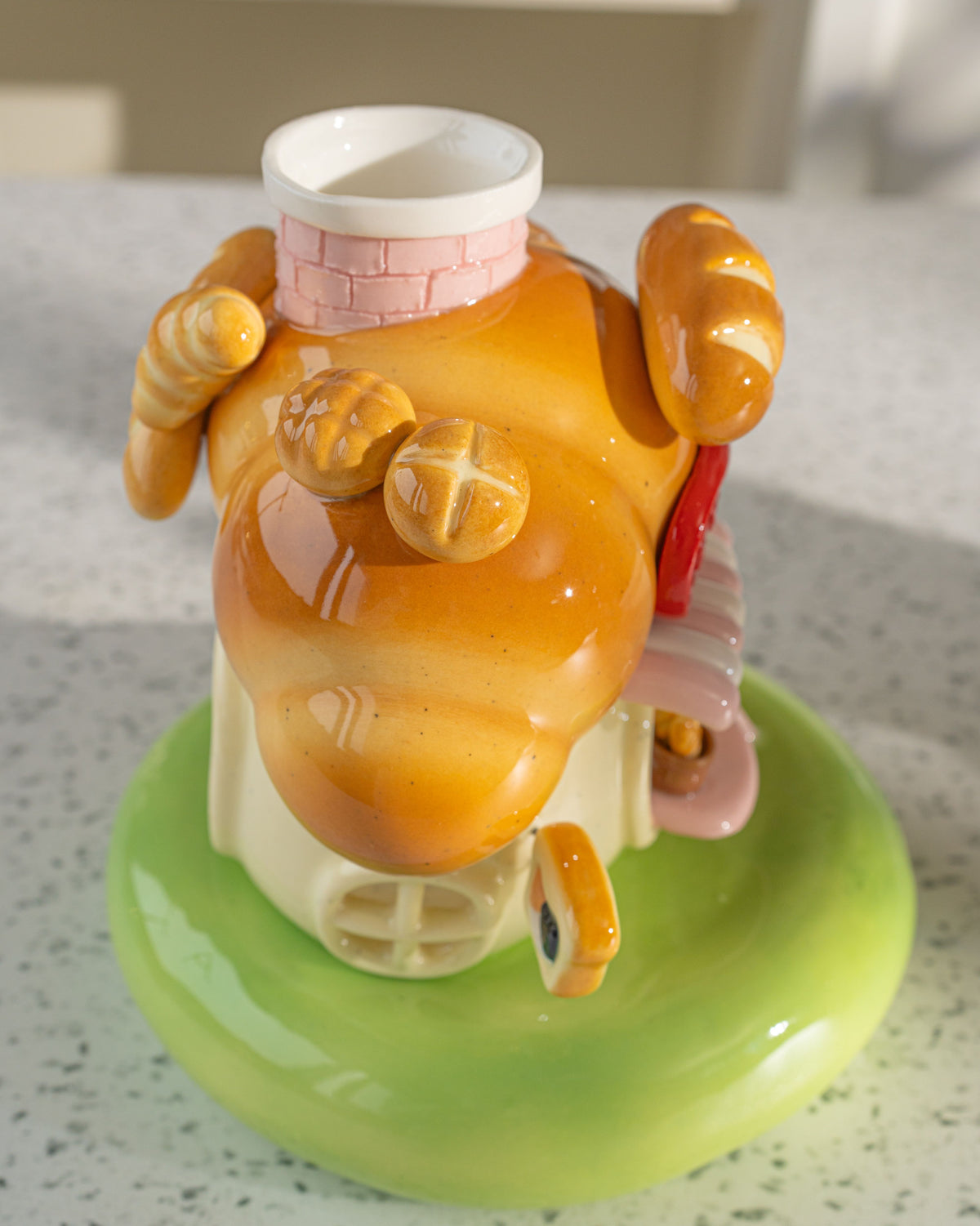 Nekochan bakery candle holder - Pink Croissant No1