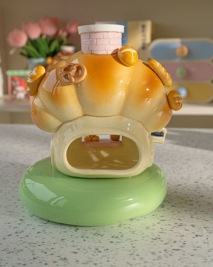 Nekochan bakery candle holder - Pink Croissant No2