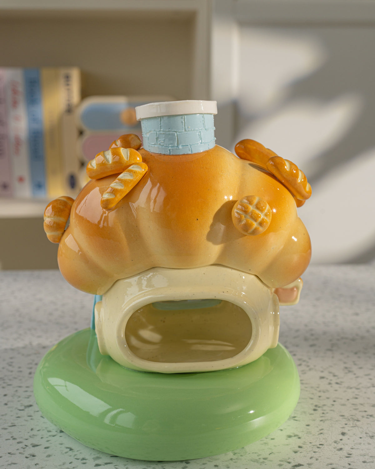 Nekochan bakery candle holder - Baby blue Croissant No2