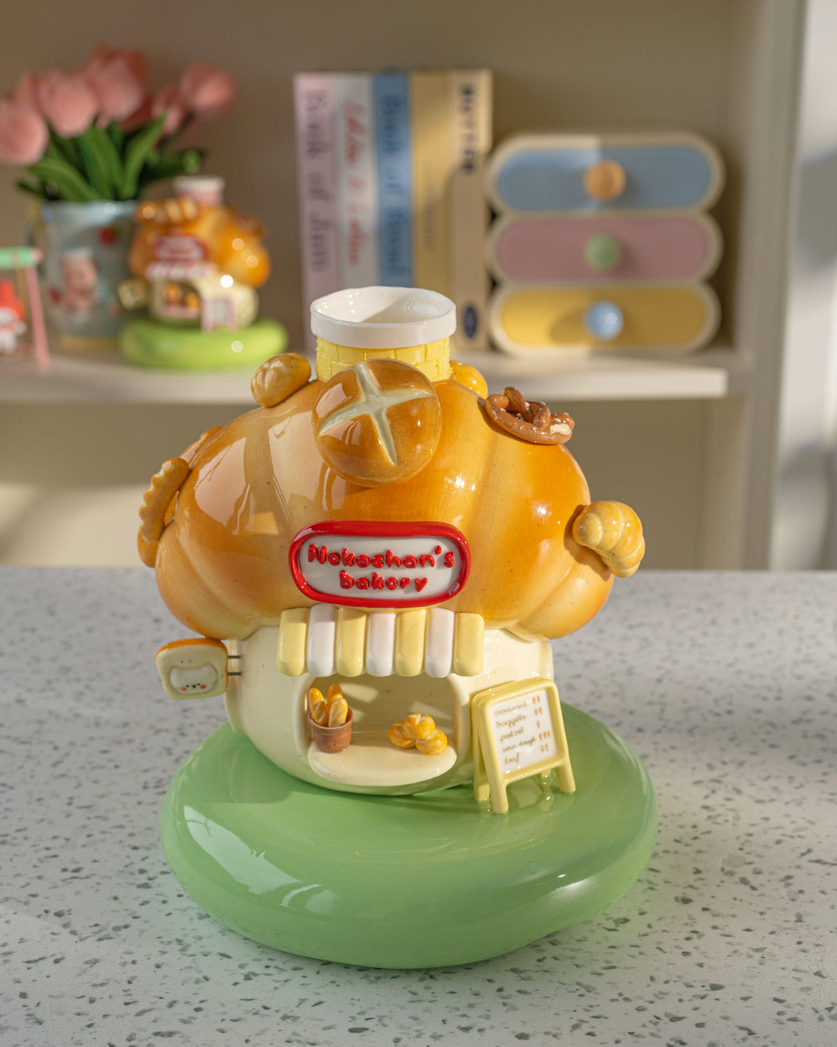 Nekochan bakery candle holder - Yellow Croissant No1