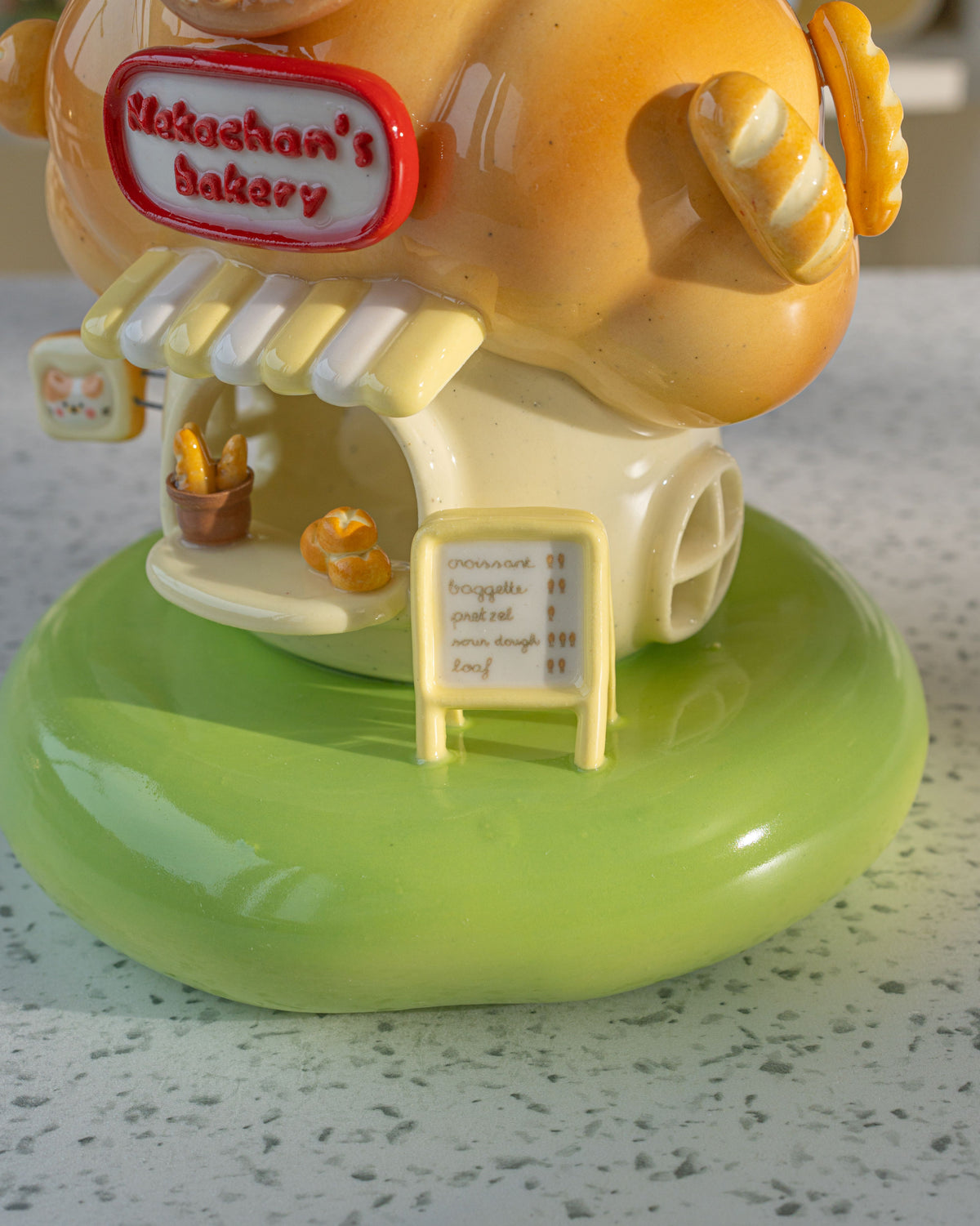 Nekochan bakery candle holder - Yellow Croissant No2