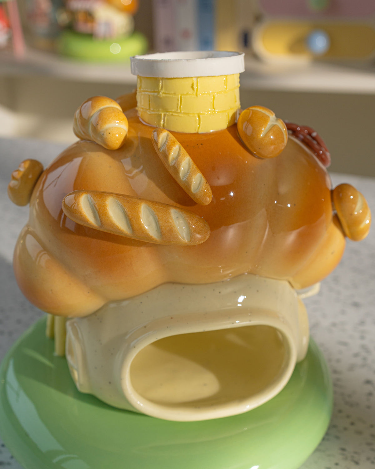 Nekochan bakery candle holder - Yellow Croissant No3