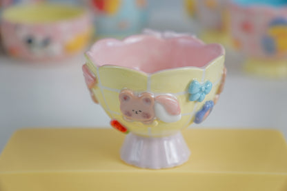 Honey bear teacup