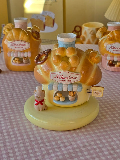 Nekochan bakery candle holder - Croissant