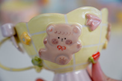 Honey bear teacup